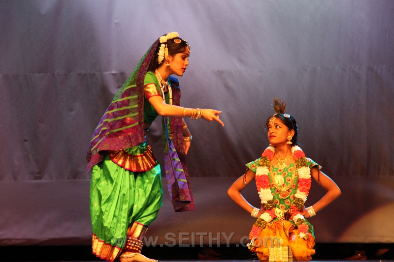 LORDKRISHNA-TORONTO300313SEITHY (281)
